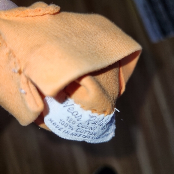 Women's vintage Orange Gloves - Picture 3 of 3